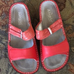 Alegria Karman red slide sandal
